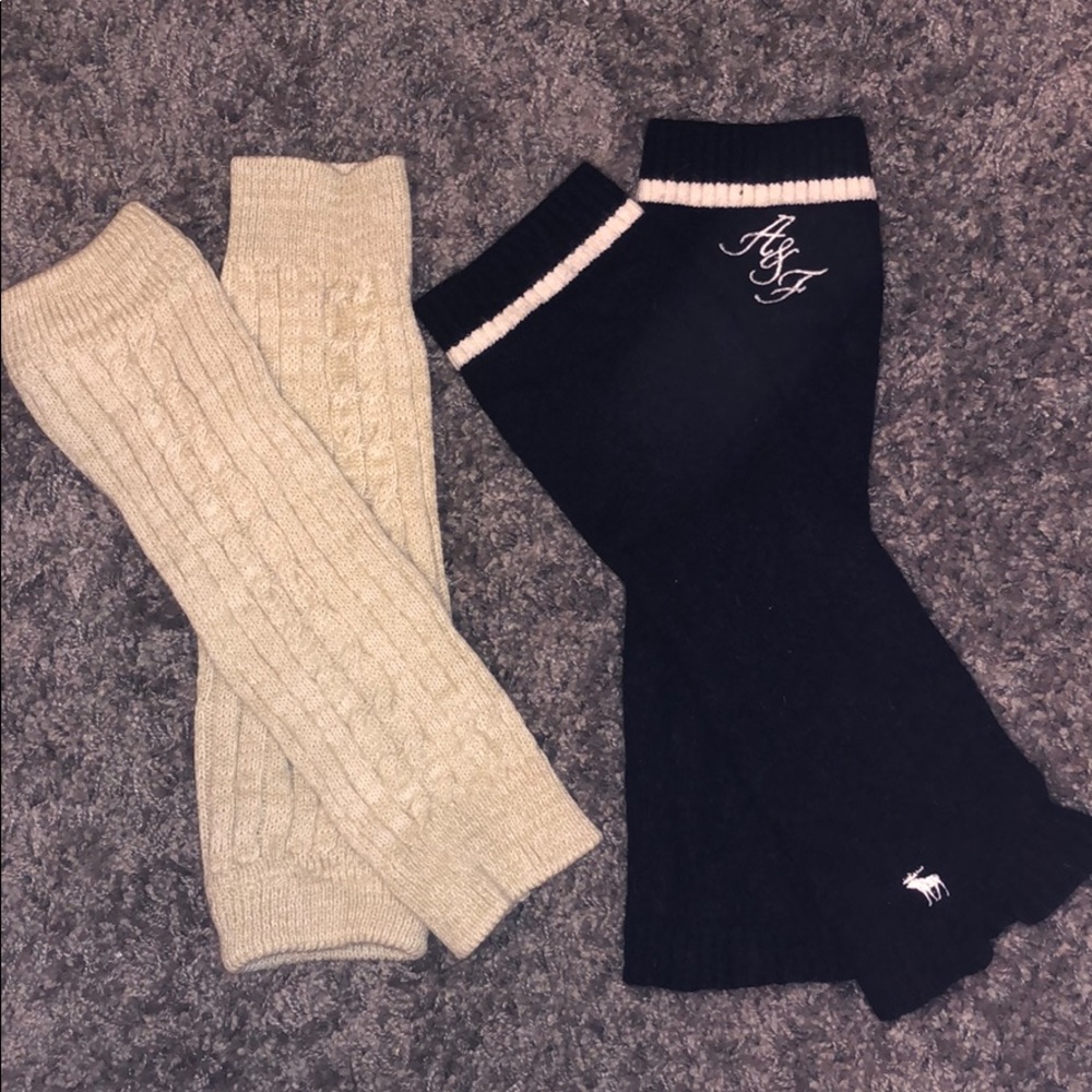 2 pair leg warmers